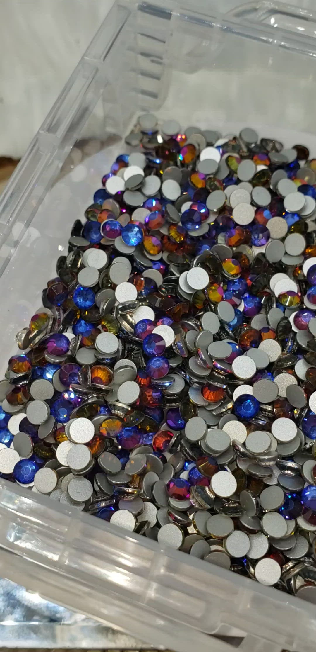 beadsland Flat Back Crystal Rhinestones Round Gems, Blue Zircon (2.3-2.5mm)  SS8/1440pcs